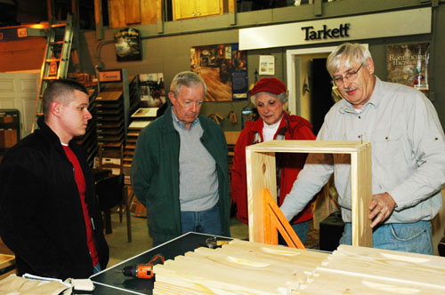 Hive body assembly