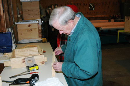 Checking frame parts